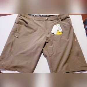 Kings Performance Ridge Shorts Mens Size 40 NWT
